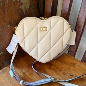 COACH (NWT) Quilted Leather Crossbody – Ivory